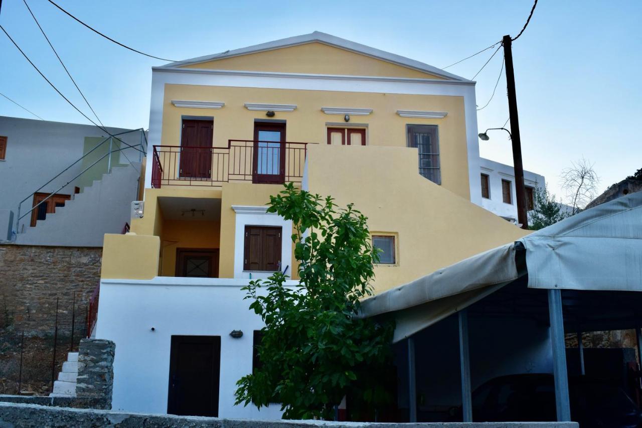 Κουλουντρη Villa ซีมี ภายนอก รูปภาพ